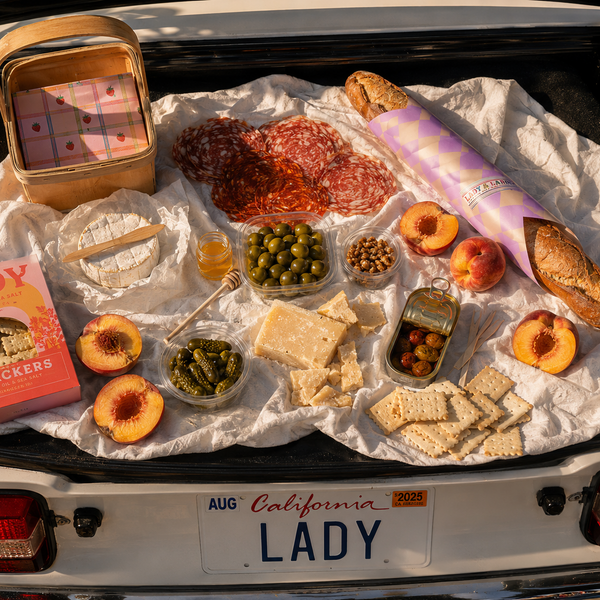 Picnic in trunck of cute car 